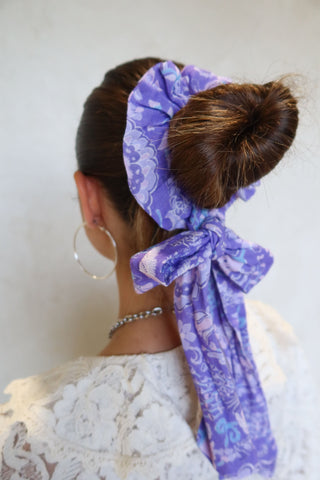sannah-scrunchie-with-tie